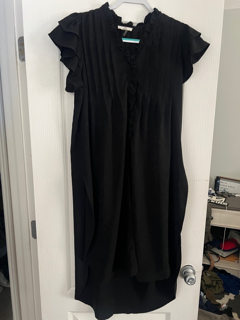 entro Black Ruffle Pleat-Front Flutter Sleeve Tunic